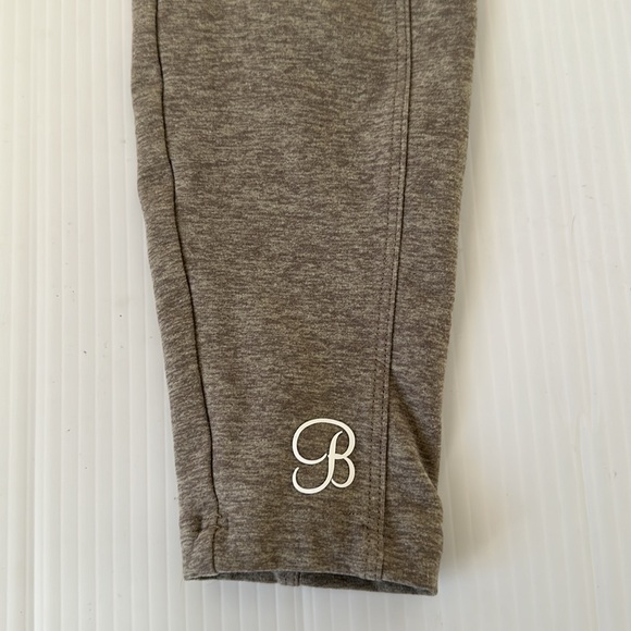 Bombshell Sportswear Curves Leggings Nori, XS - Picture 10 of 11